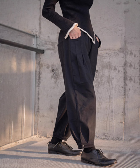 Nine-quarter Length Tapered Pants